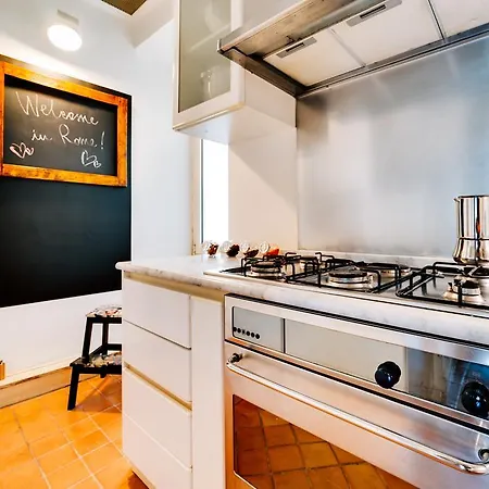 Amazing Flat For 6 People Close To Colosseum
